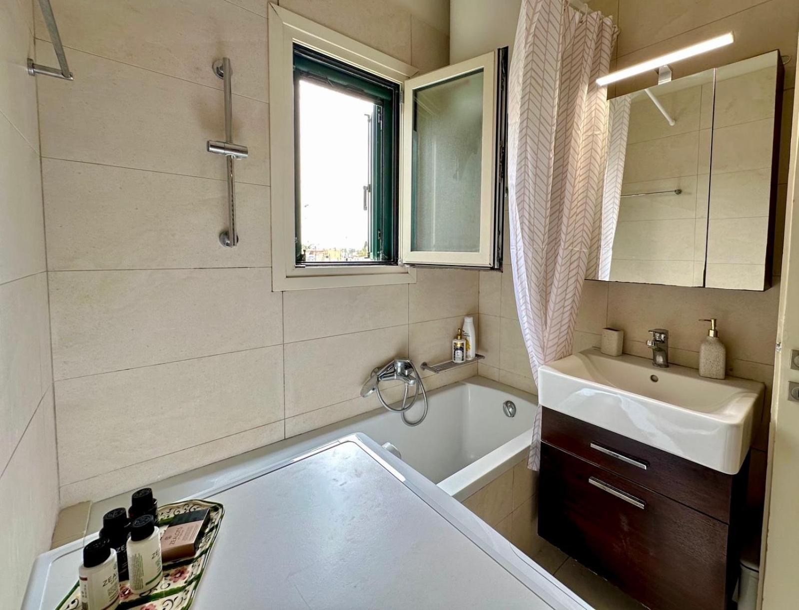 Apartament Elli & Klairi